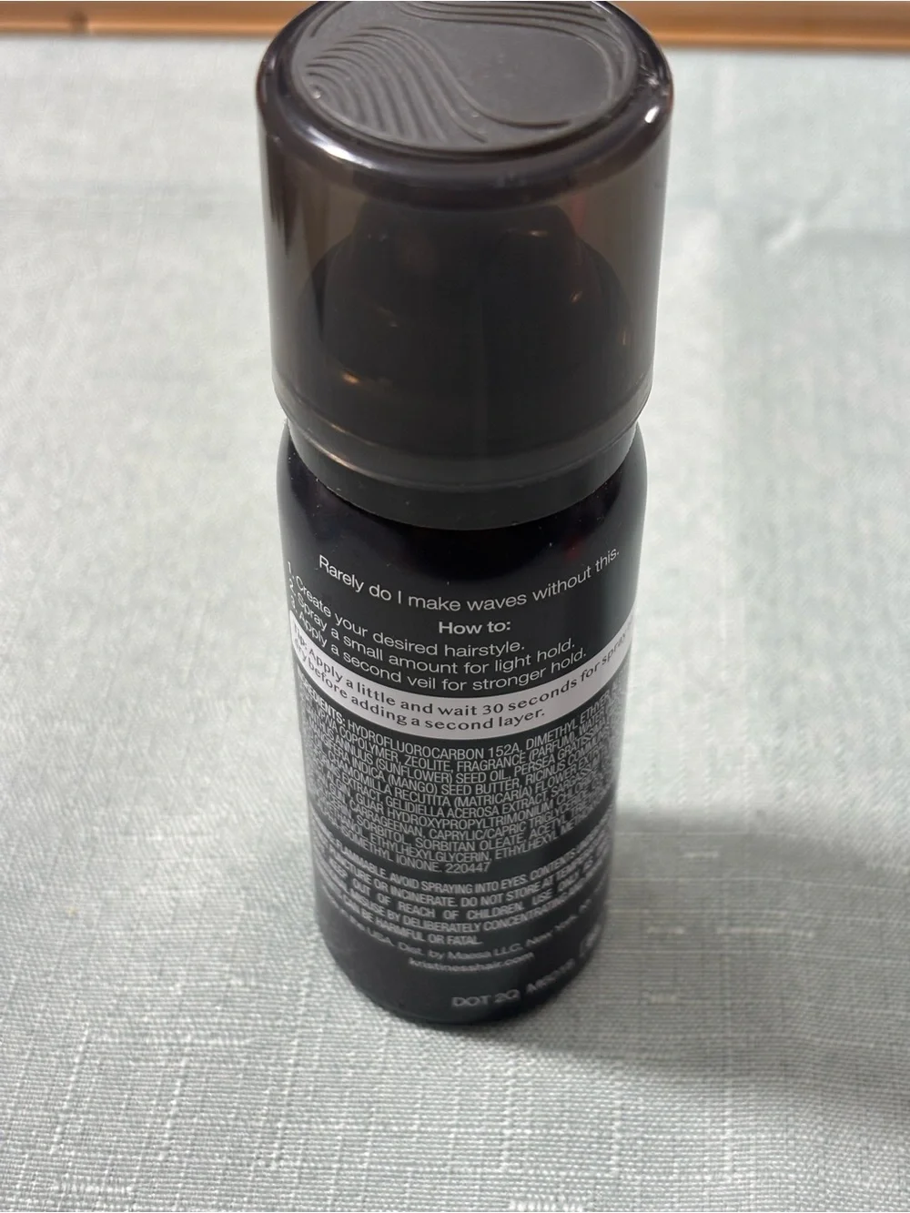 Kristin Ess Working Texture Spray - Black